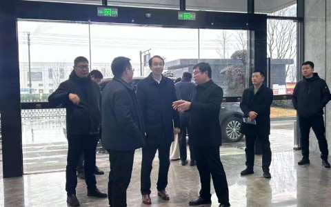 金華市委副書記、市長張健蒞臨杭機股份調研指導